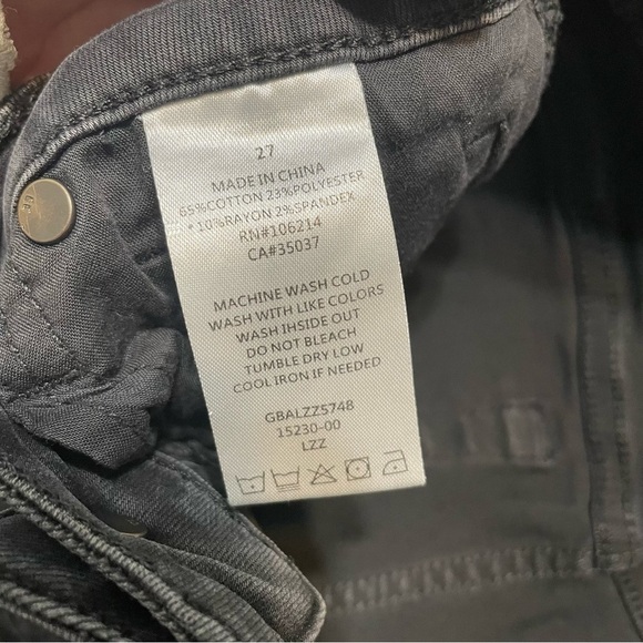 Joe's Jeans Black Skinny Distressed Fray Hem - Picture 5 of 6